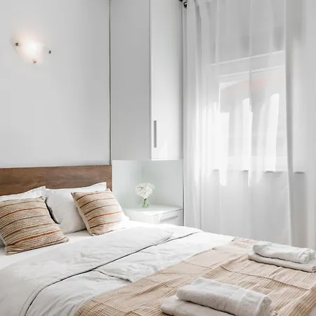 With Parking Space - 24513 アパート