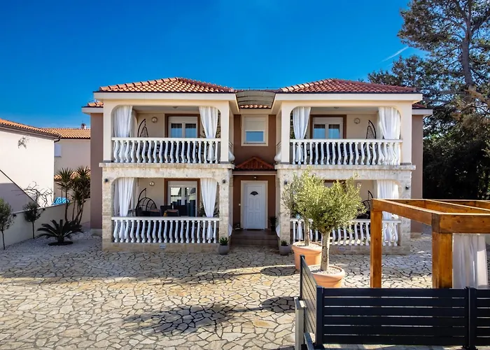 アパート With Parking Space - 24513 *