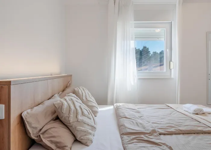 Appartamento With Parking Space - 24513