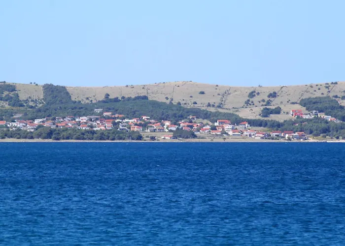 アパート With Parking Space - 24513 ヴィル