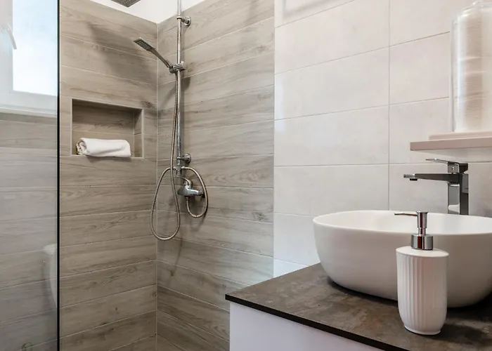 With Parking Space - 24513 Appartamento *