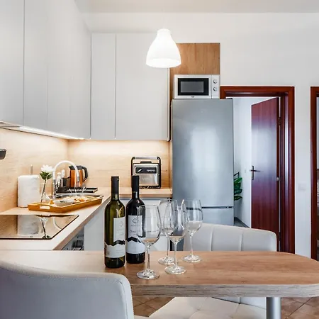 With Parking Space - 24513 Apartman